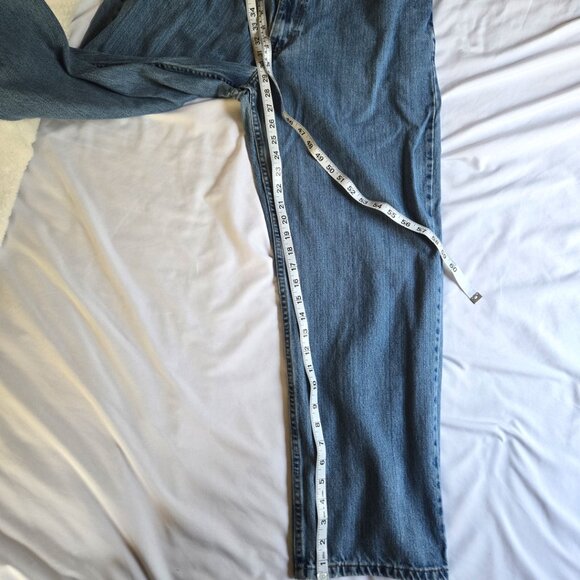 Vintage Levi's 550, Size 36x30 - Picture 8 of 10